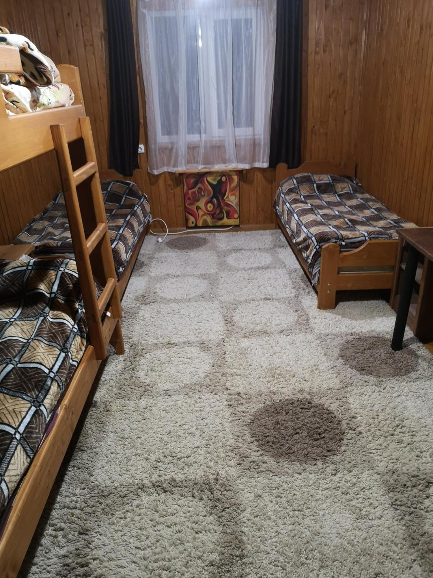 מלון Krasnik Рада Дараба מראה חיצוני תמונה