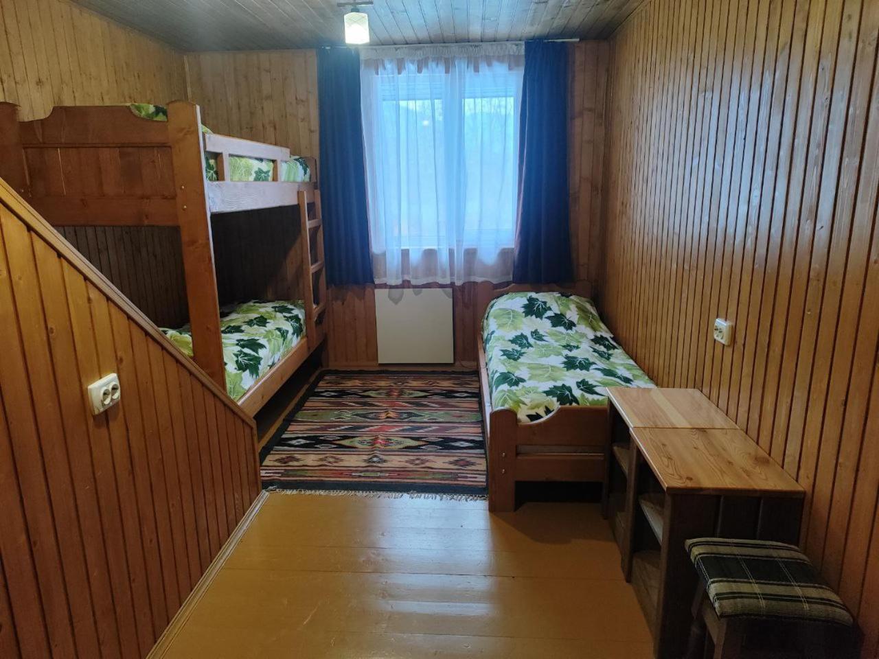 מלון Krasnik Рада Дараба מראה חיצוני תמונה